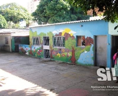 Estado del orfanato público «1º de Maio»  de Maputo en 2006.