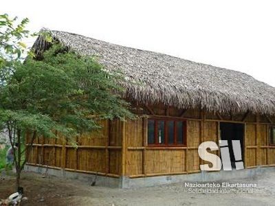 Local de reuniones del centro de almacenamiento y procesamiento de la caña de Santa Elena, Ecuador.