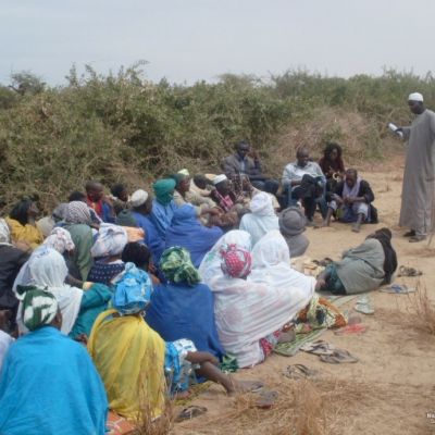 Sesión de formación en Protección Natural de los cultivos (PNC) en Bégne Penda, Kebemer, Senegal.