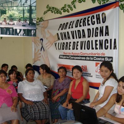 Taller de procuradoras y promotoras para atencio?n de casos de violencia de ge?nero en Guatemala.