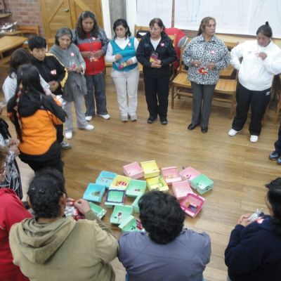 Taller para fortalecer la labor de las Defensoras Comunitarias, Valle del Cuzco, Perú.