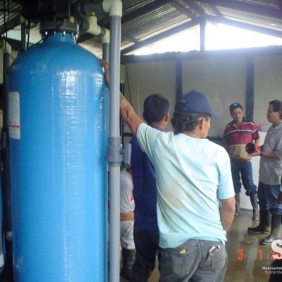 Sistema de potabilización instalado y funcionando en el poblado de Los Chiles desde 2007. Este sistema es igual al que se instalará en Boca de Sábalos.