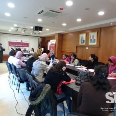 Conferencia de prensa sobre acoso sexual organizada por la red Al Muntada en Cisjordania.