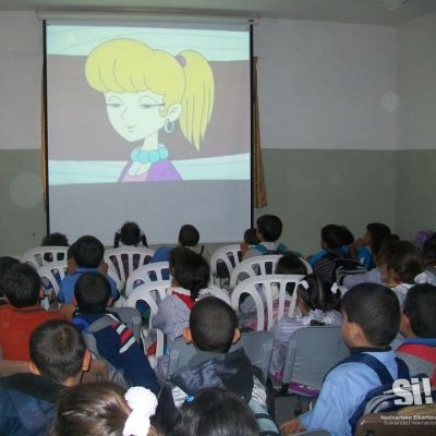 Talleres de cine para niños en escuelas de UNWRA.