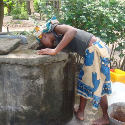 Derecho al acceso al agua en Mozambique.