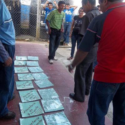 Dinamicas de talleres comunitarios con grupos intercomunales de Berli?n y Alegria (El Salvador).