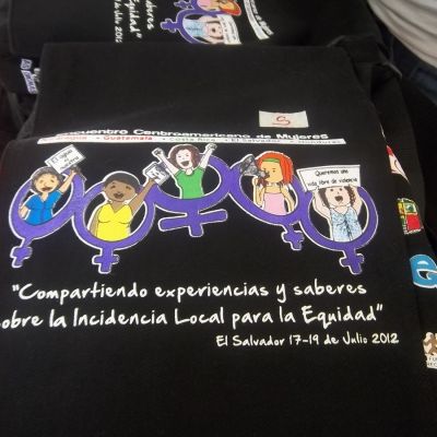 Materiales utilizado en las jornas de intercambio de experiencias de organizaciones de mujeres salvadoren?as.