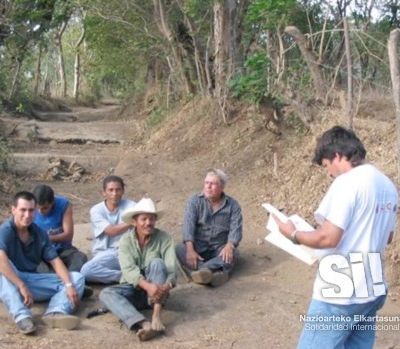 Grupo de trabajadores de la Comunidad.