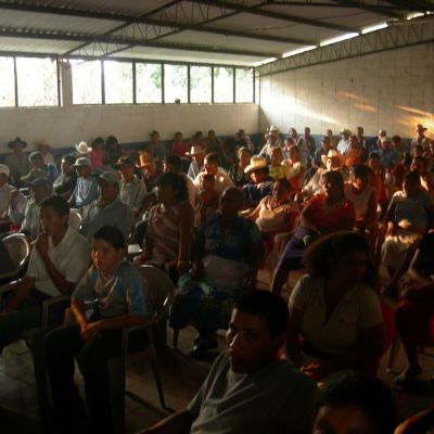 Sensibilización comunitaria en torno al agua, su acceso y protección