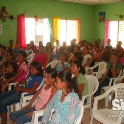 Foro del comité de jóvenes del municipio de Tecapán (El Salvador).