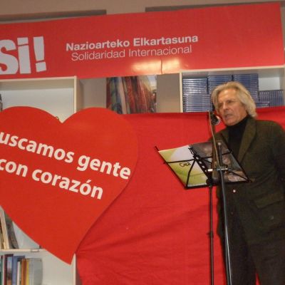 Javier Nart, cónsul del Chad en España en el CREA, activista solidario de Solidaridad Internacional