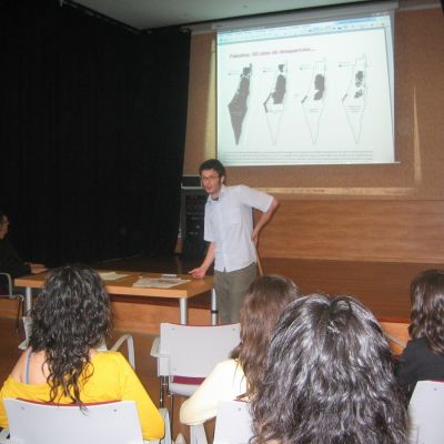 Jornada de formación presencial con Alberto Arce del curso Dialogando con el Sur.