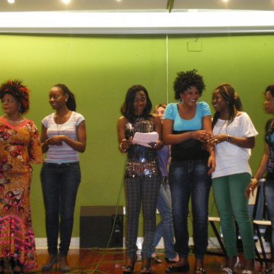 . Concierto de mujeres en el marco de la campaña África en Colores.