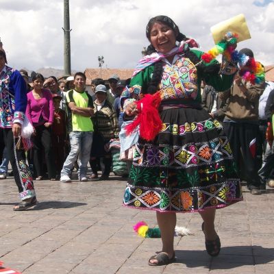 Campaña para promover el uso del quechua en Cusco, Perú.